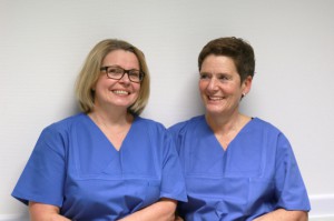 Jutta Ascheuer leitende OP-Schwester (li.) und Kirsten Schwarz OP-Schwester (re.)