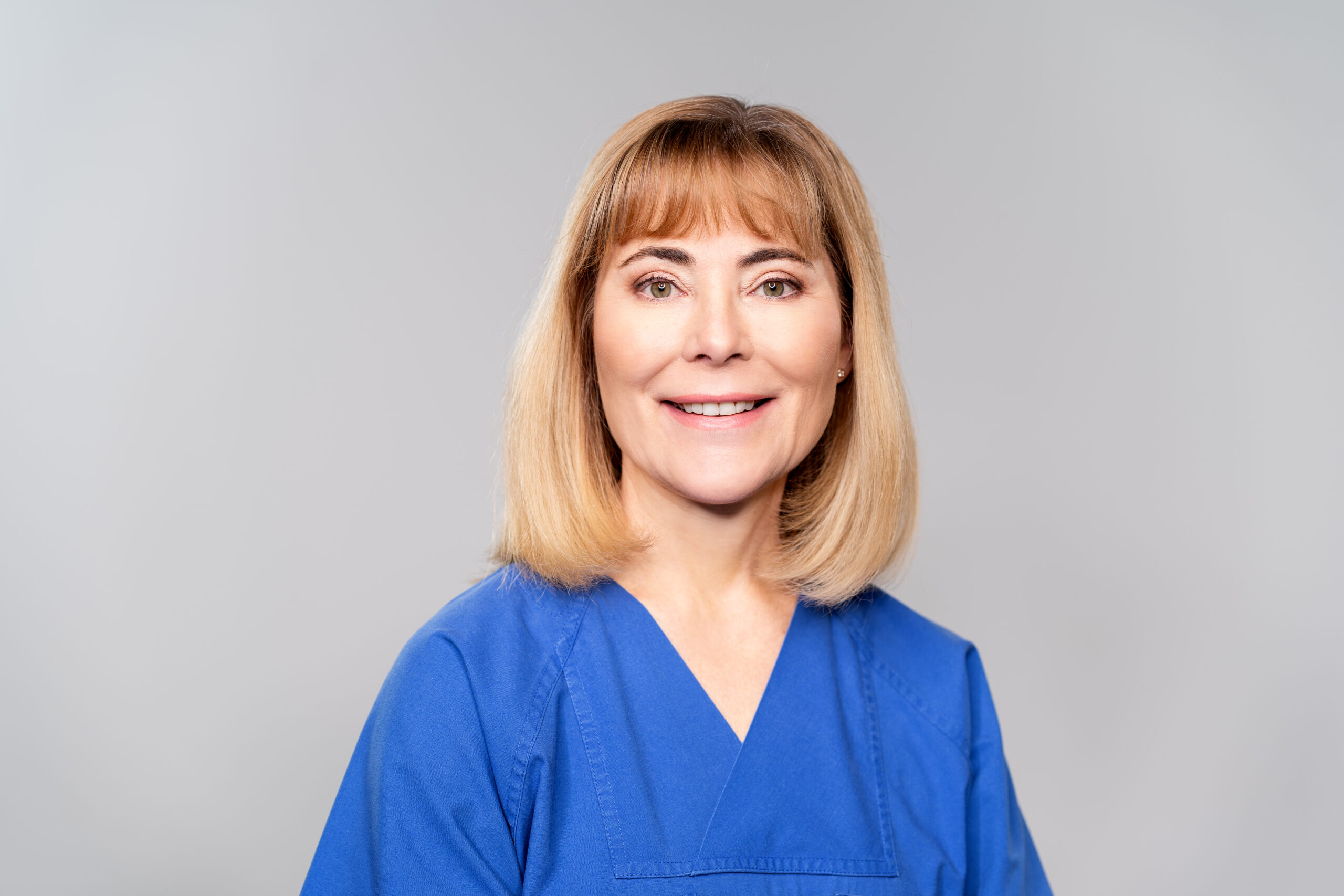 Dr. Claudia Schaar