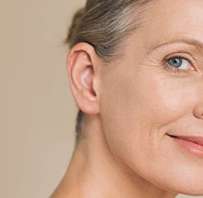 schönes weibliches Gesicht, eine Frau mittleres Alters